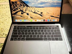 19 岁的 MacBook Pro 有何独特之处？它为何能满足工作和娱乐需求？